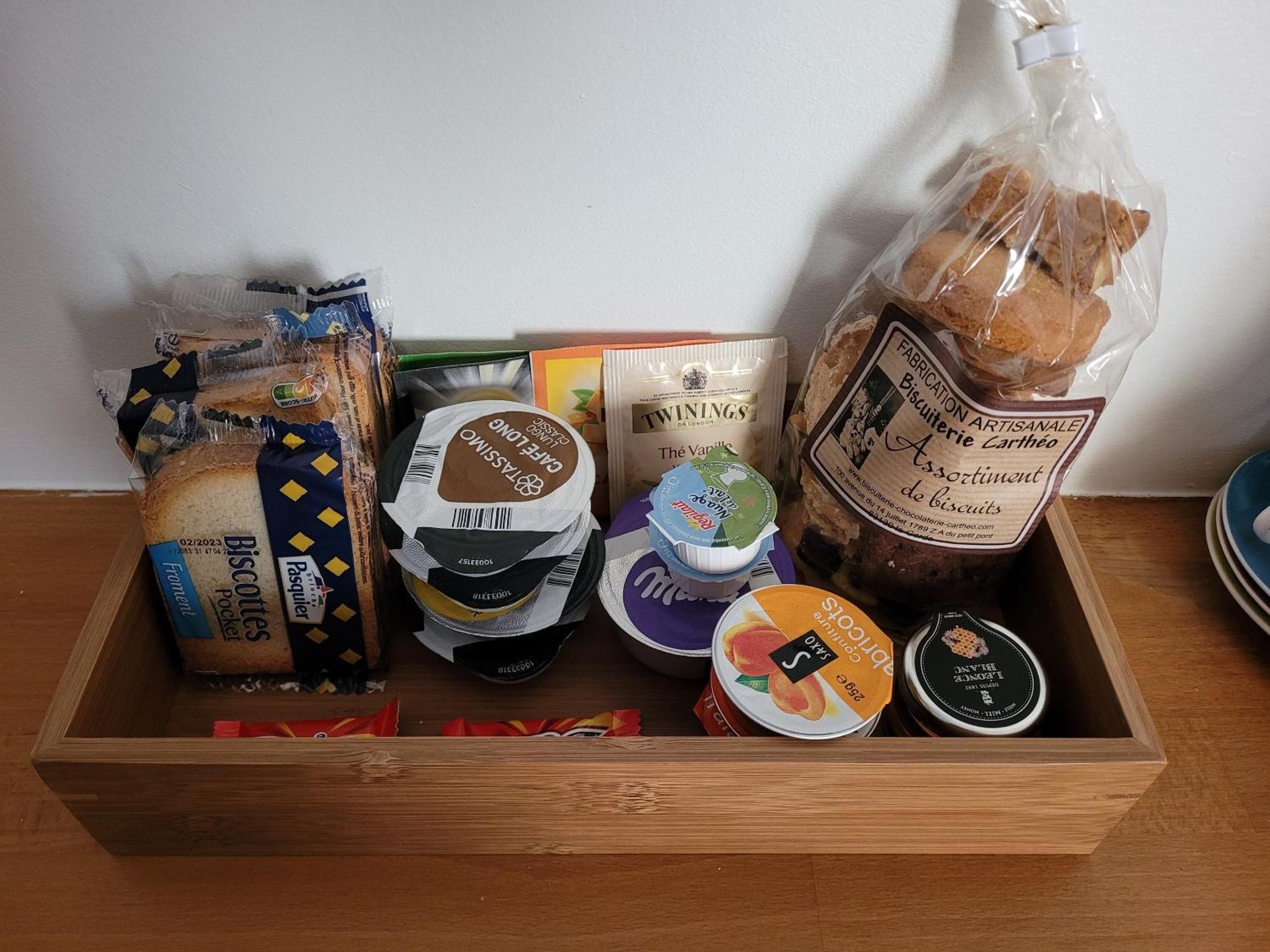 Souvenirs D'Hier Appartement Hyères Buitenkant foto